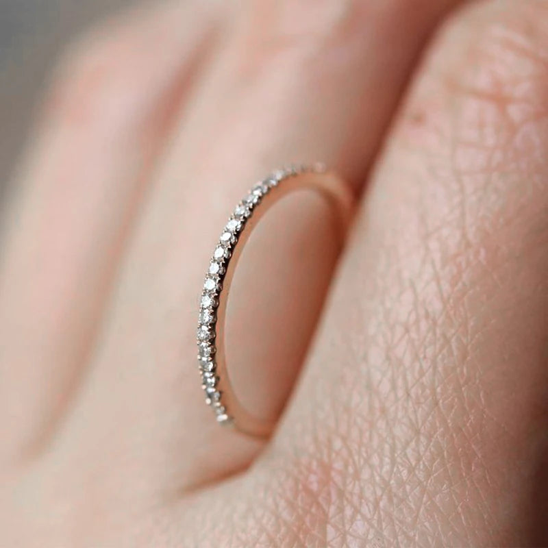 Delicate Micro Pave Zircon Rings For Women Trendy Chic Crystal Daily Dating Women's Stackable Tiny Ring Fashion Jewelry R133