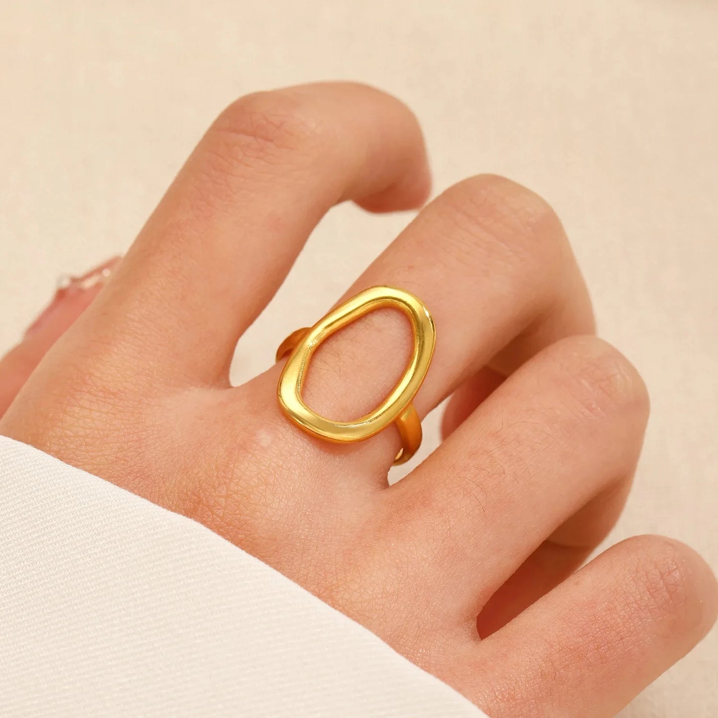 Hollow Ring for Women Gold Color Geometric Oval Rings Opening Female Jewelry Simple Accessories Silver Color