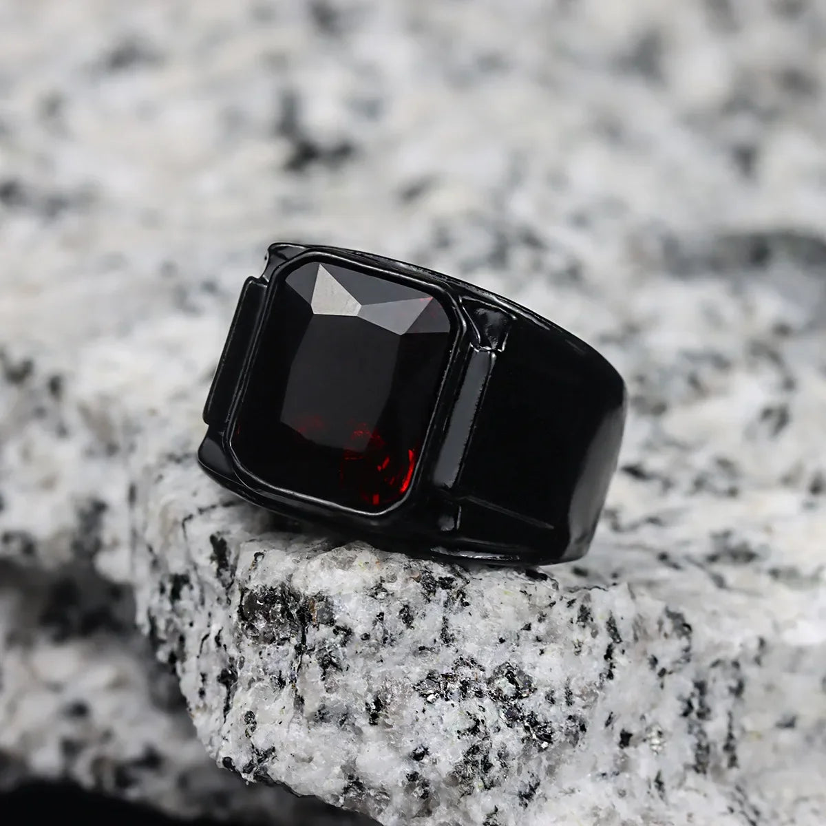 Vintage Black Red New Fashion Hand Ornament Punk Hip Hop Personality Men's Ring Gift for Men and Women Кольцо С Эмалью