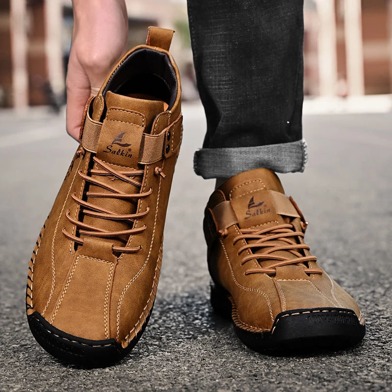 New 2024 Handmade Leather Casual Men Shoes Design Sneakers Man Breathable Leather Shoes Men Ankle Boots Outdoor