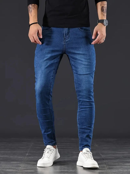 2024 New Men Stretch Skinny Jeans Male Designer Elastic Scratch Denim Pencil Pants Jeans Streetwear Sky Blue Fashion Jeans