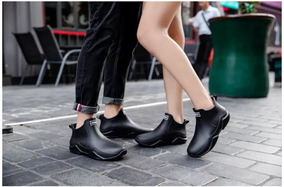 New Rain Shoes Ankle Women Waterproof Shoes Rain Boots Men Anti-slip Wear-resistant Plush Fashion Kitchen Summer Winter