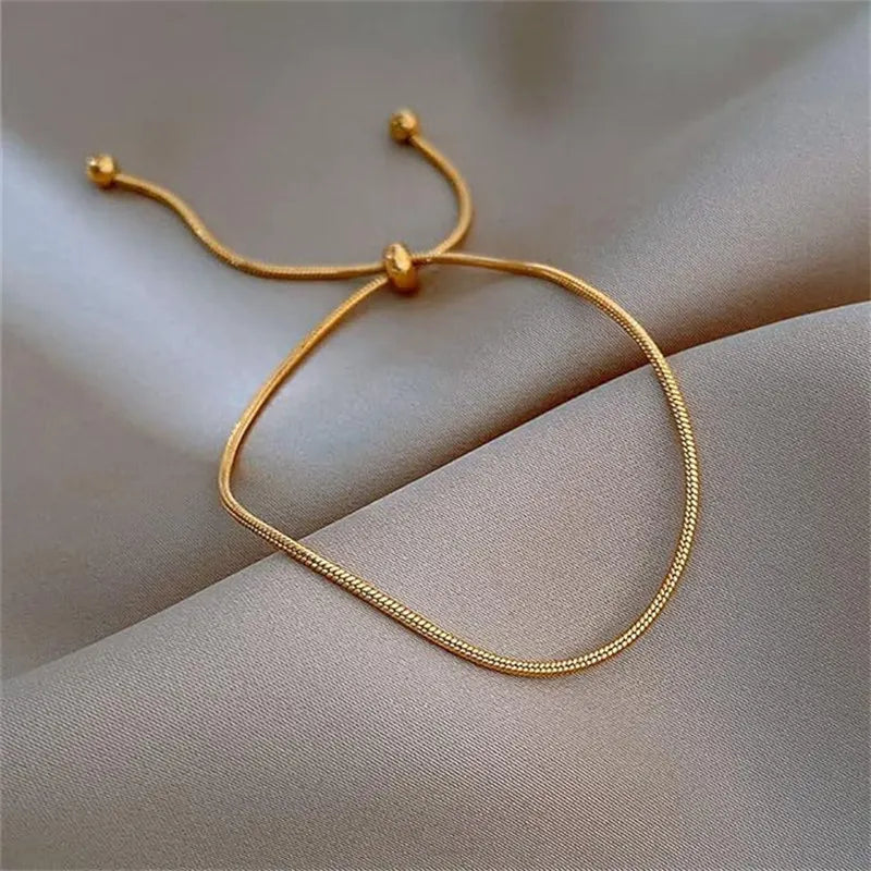 Simple Adjustable Chain Anklet Bracelet for Women Fashion Vintage Thin Chain Anklet Female Foot Beach Jewelry 2024 Gift