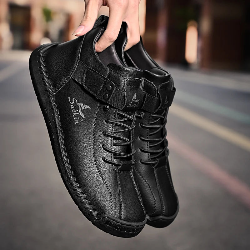 New 2024 Handmade Leather Casual Men Shoes Design Sneakers Man Breathable Leather Shoes Men Ankle Boots Outdoor