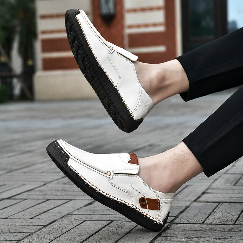 New Soft Men Loafers Slip On Leather Casual Shoes For Men Moccasins Plus Size 39-48 Flats Sneakers Men Handmade Design Man Shoes