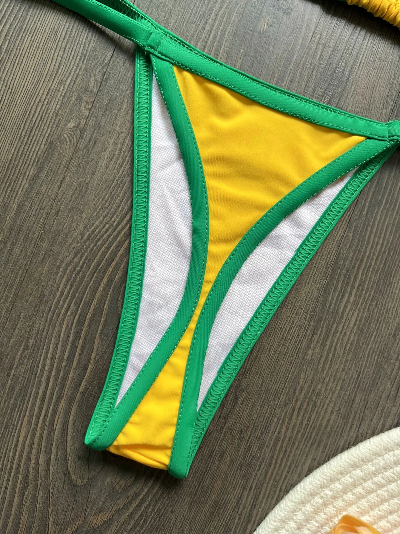 RUOTONSEPT Sexy Embroidery Brasil Flag Contrast Split Bikini Set Women Swimwear Patchwork Swimsuit Hottie Outfit SummerBeachwear