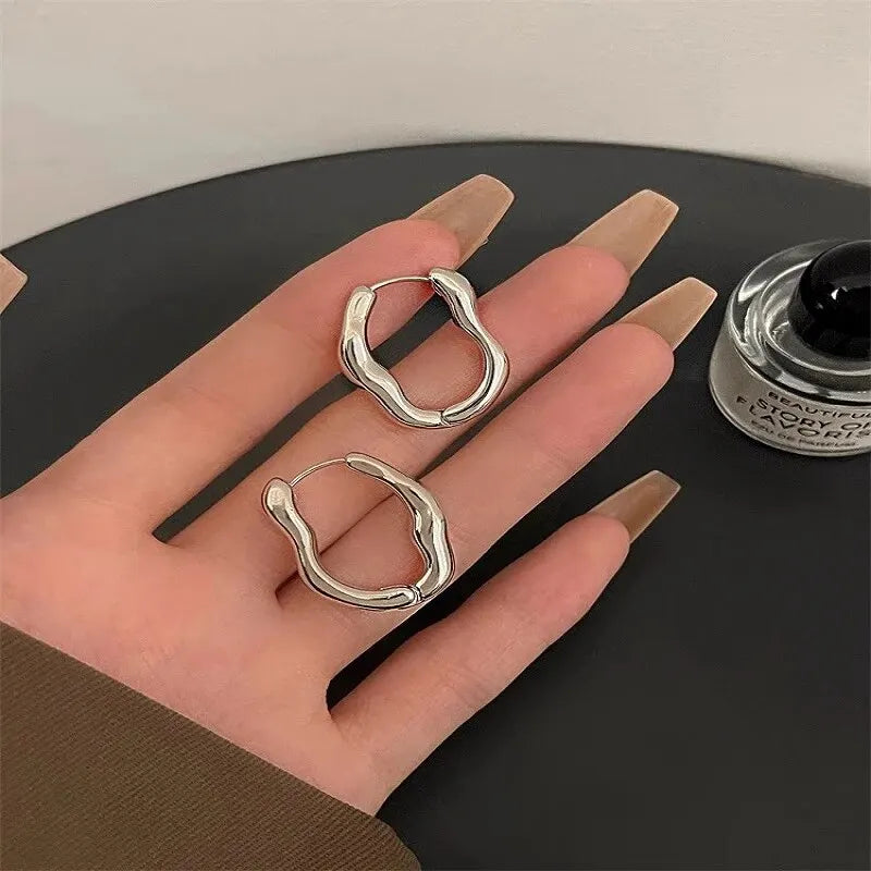 Gold Color Metallic Ear Loops For Women Simple Cool Style Irregular Geometric Ear Buckle Personalized Party HooP Earring Jewelry