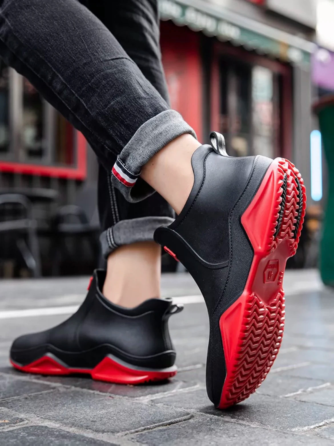 New Rain Shoes Ankle Women Waterproof Shoes Rain Boots Men Anti-slip Wear-resistant Plush Fashion Kitchen Summer Winter